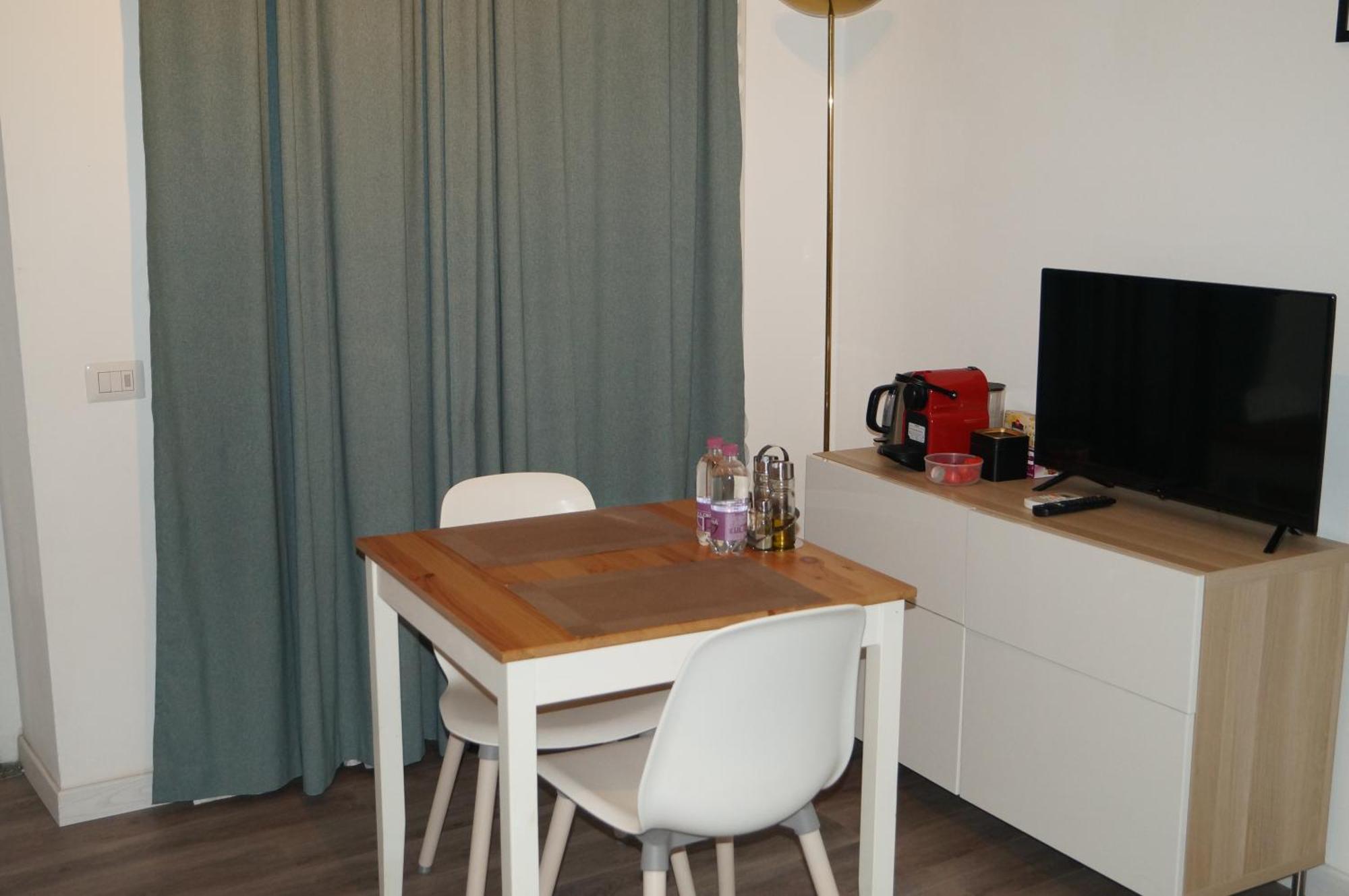밀라노 House Naviglio Quattro 아파트 외부 사진